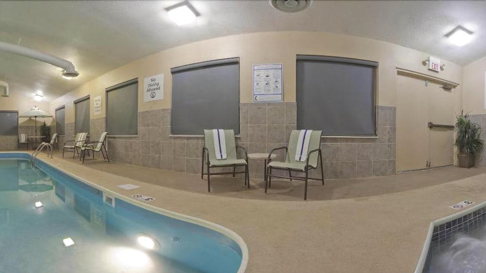 Holiday Inn Express & Suites Ashtabula-Geneva By Ihg Austinburg Zewnętrze zdjęcie