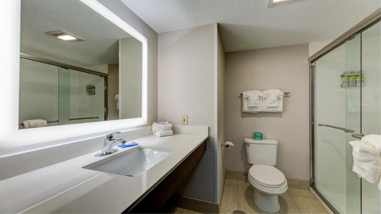 Holiday Inn Express & Suites Ashtabula-Geneva By Ihg Austinburg Zewnętrze zdjęcie