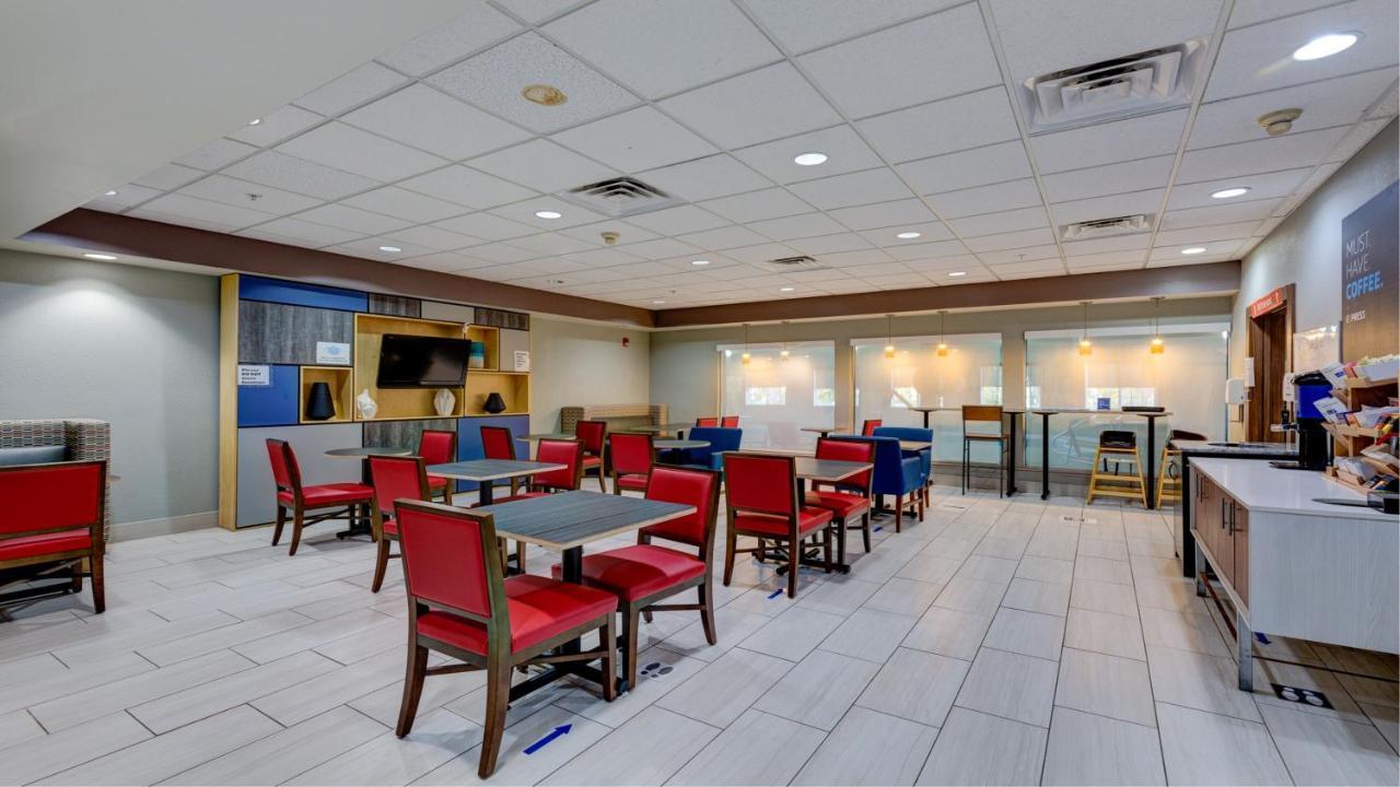 Holiday Inn Express & Suites Ashtabula-Geneva By Ihg Austinburg Zewnętrze zdjęcie