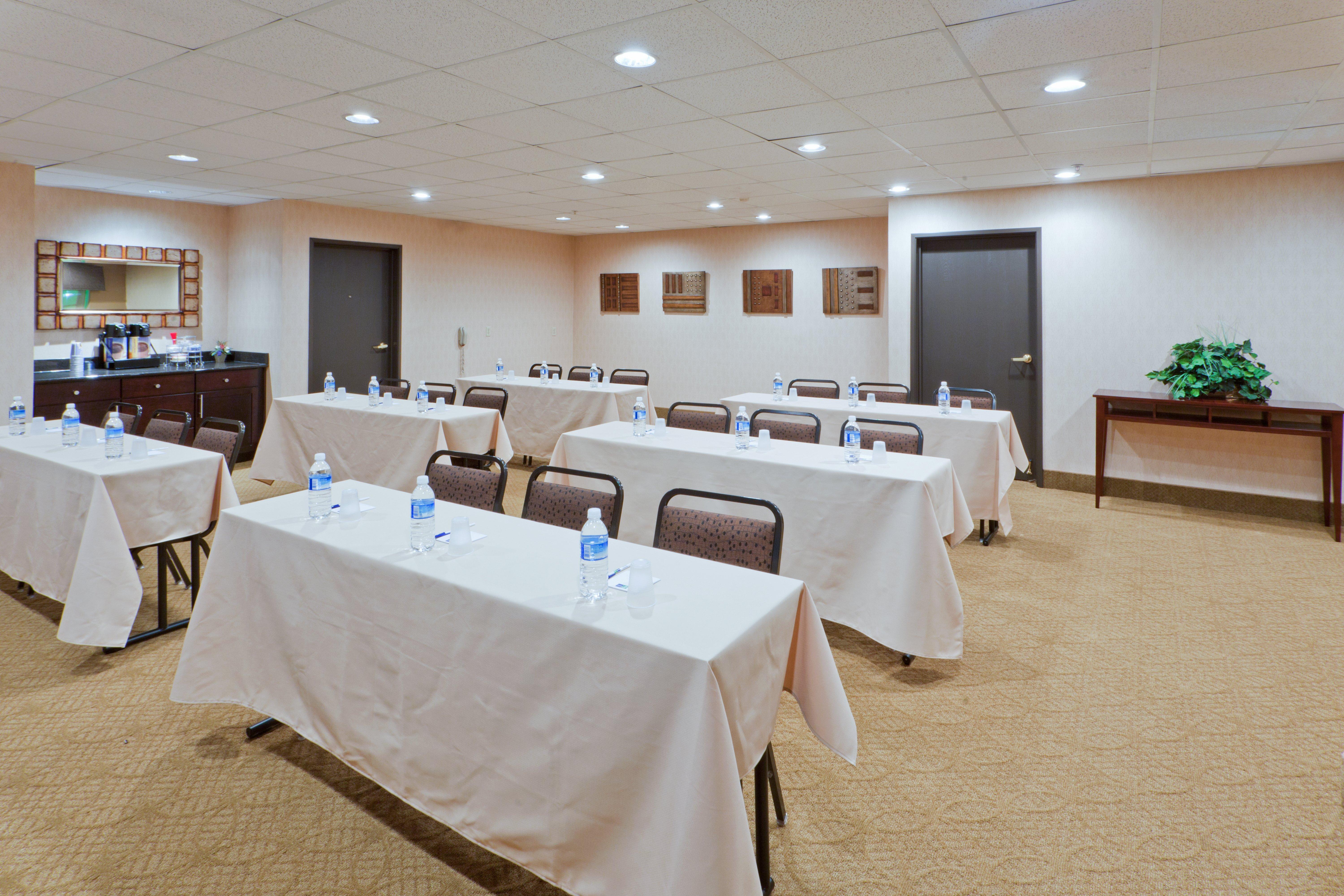 Holiday Inn Express & Suites Ashtabula-Geneva By Ihg Austinburg Zewnętrze zdjęcie